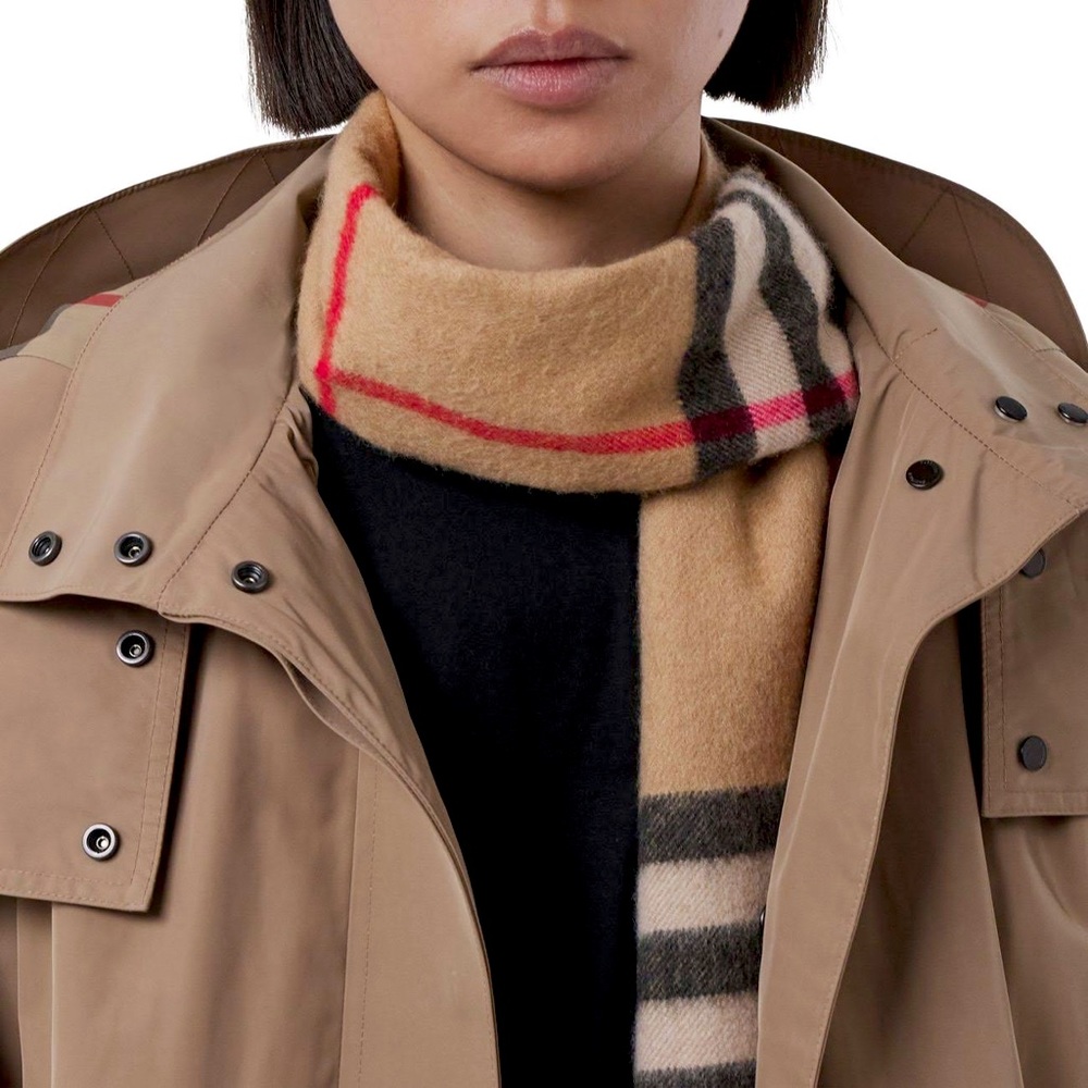 The Classic Check Cashmere Scarf
